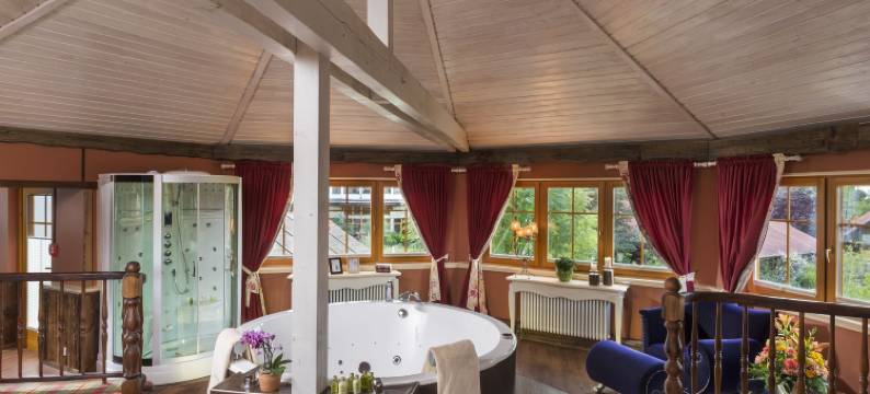 希斯克勒森养生酒店(Wellnesshotel Seeschlößchen - Privat- Spa & Naturresort)图片