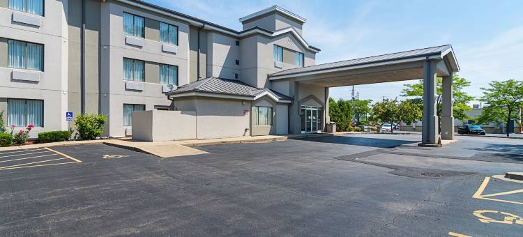 大湖海军基地附近舒眠酒店(Sleep Inn Near Great Lakes Naval Base)图片