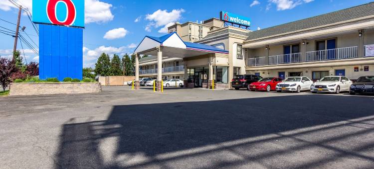 伊丽莎白6号汽车旅馆-纽瓦克自由国际机场(Motel 6 Elizabeth, NJ - Newark Liberty Intl Airport)图片