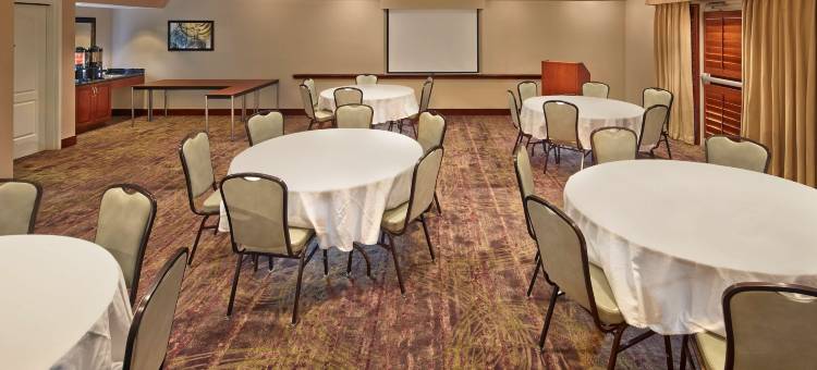 代托纳比奇赛道机场Homewood Suites by Hilton(Homewood Suites by Hilton Daytona Beach Speedway-Airport)图片