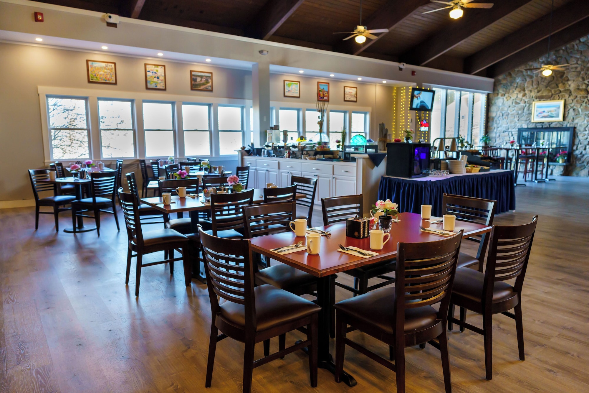 Iris Hotel Cape Cod Over view