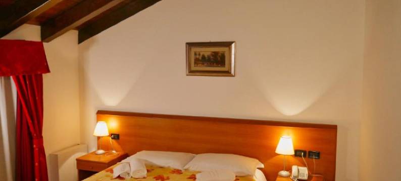 维约恩酒店(Hotel Vajont)图片