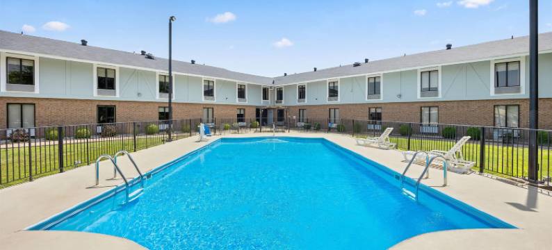 哈里森速8酒店(Super 8 by Wyndham Harrison AR)图片