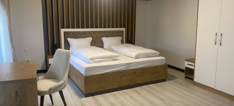 斯普瑞河的斯普瑞酒店(Spreehotel Spremberg)图片