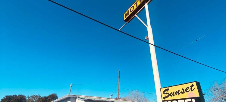 日落汽车旅馆(Sunset Motel)图片
