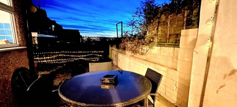 现代家居在友好的伊斯顿 - 免费停车(Contemporary Home in Friendly Easton, Free Parking)图片