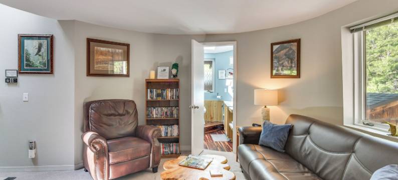 清溪小屋：霍比特人的度假屋！(Cabin on Clear Creek A Hobbits Retreat!)图片