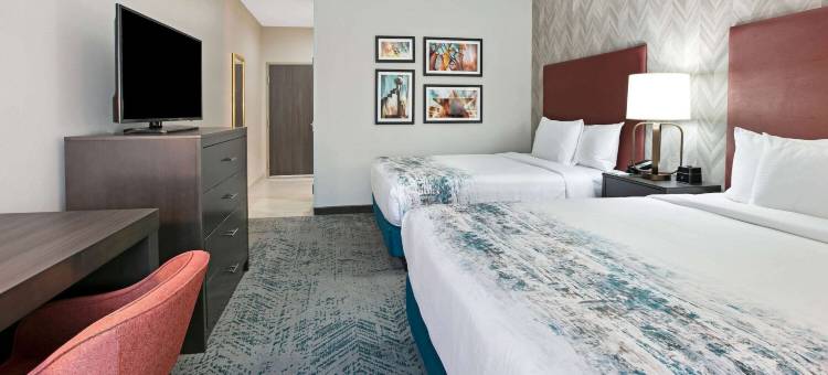 达拉斯沃斯堡机场西-格拉德-帕克斯拉昆塔温德姆套房酒店(La Quinta Inn & Suites by Wyndham DFW West-Glade-Parks)图片