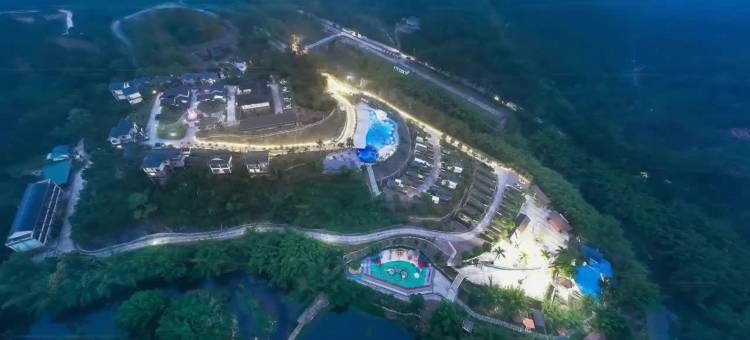 东兴昊兴房车露营基地图片