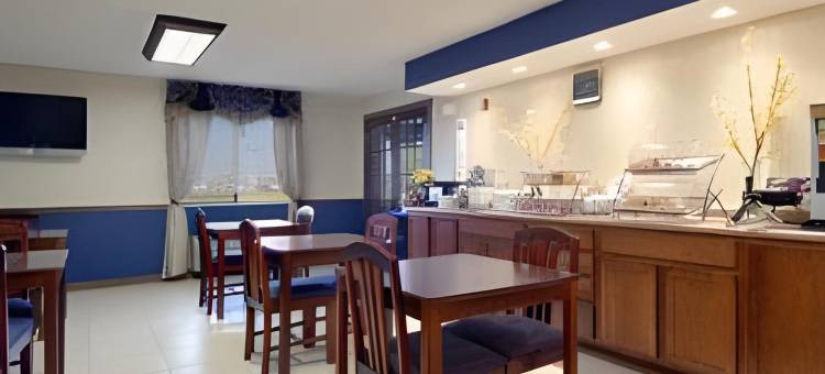 布恩呗盟套房酒店(Baymont by Wyndham Boone)图片