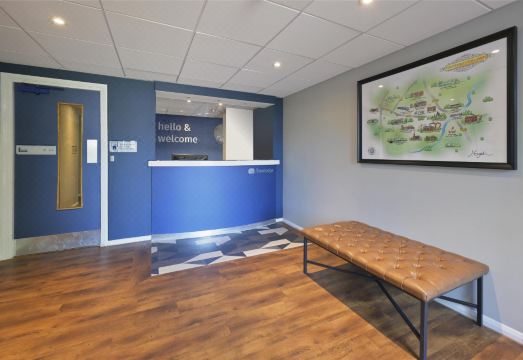 Travelodge Stratford AlcesterHotel Overview