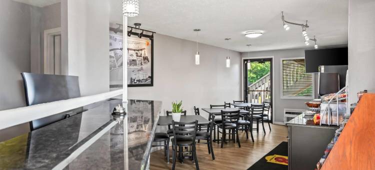 布朗斯堡温德姆速8酒店(Super 8 by Wyndham Brownsburg)图片