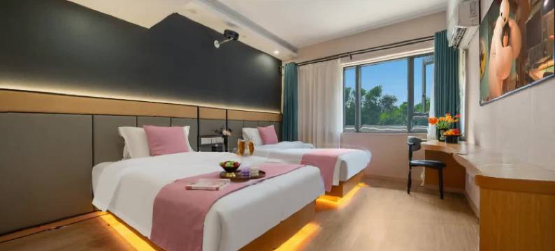 维朵酒店(重庆北站郑家院子地铁站店)图片