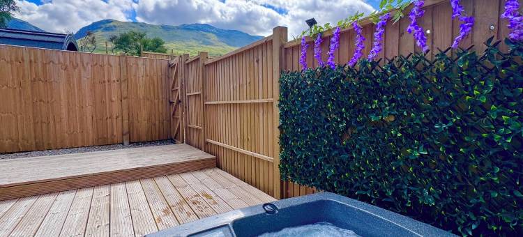 60英里旅馆 - 豪华舱带热水浴缸(60 Mile Inn - Luxury Pods with Hot Tubs)图片