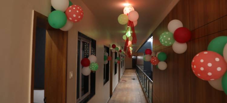 CENTER POINT宾馆(Hotel Center Point Guest House)图片