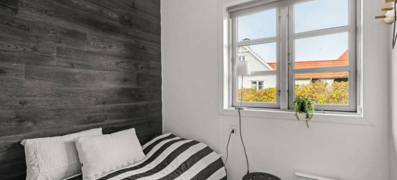 "Agni" - 800m from the Sea图片