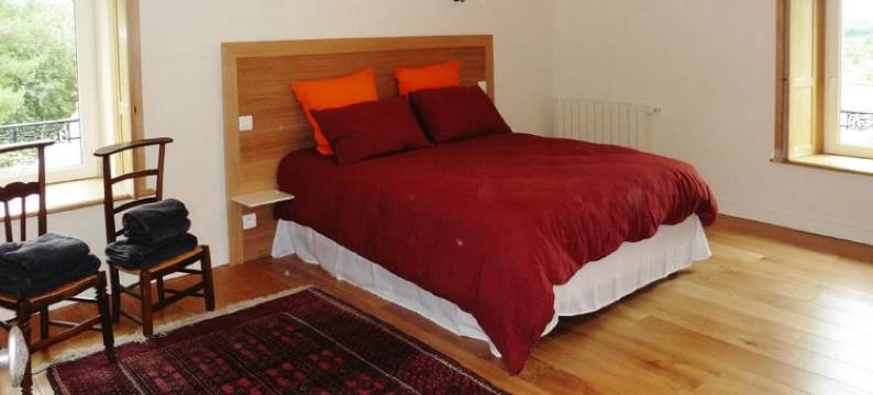 Estate in Landeleau near Aulne River图片