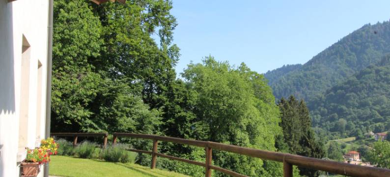 Holiday Home in Cison with Mountain Views图片