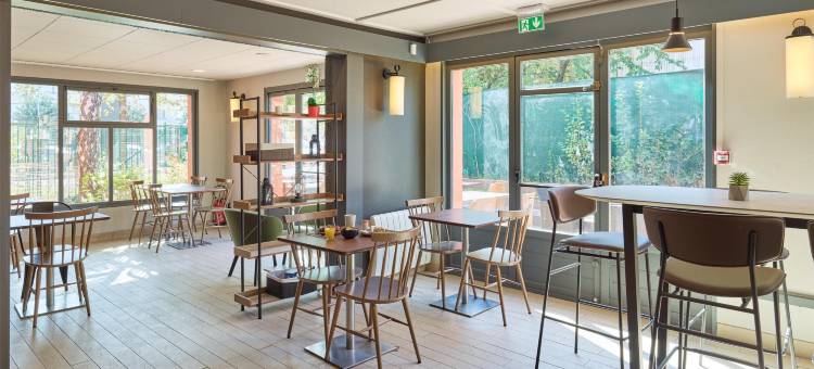 萨努瓦-埃尔蒙酒店(Campanile NATURE - Sannois Ermont)图片