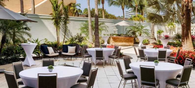 迈阿密安凡图拉购物中心万怡酒店(Courtyard Miami Aventura Mall)图片