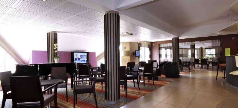 法国吕克瑟伊莱班美居酒店(Hôtel Mercure Luxeuil-Les-Bains Hexagone)图片