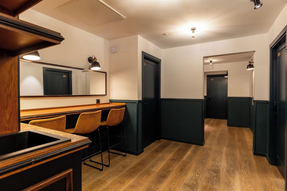 Colectia Stays AtochaOver view