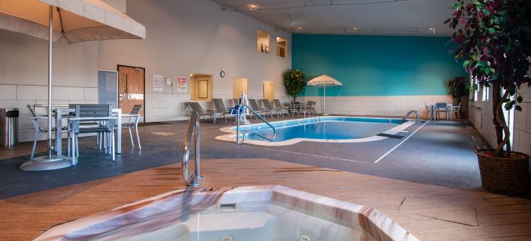 大学公园贝斯特韦斯特优质套房酒店(Best Western Plus University Park Inn  Suites)图片