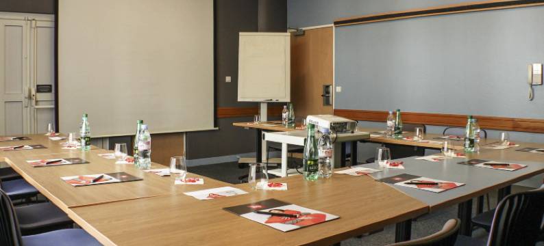 宜必思南特中心布列塔尼大厦酒店(Ibis Nantes Centre Tour Bretagne)图片