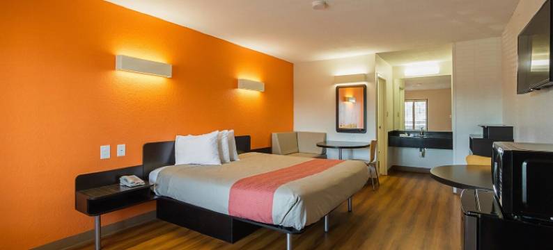 萨凡纳城6号汽车旅馆(Motel 6 Savannah, GA - Midtown)图片