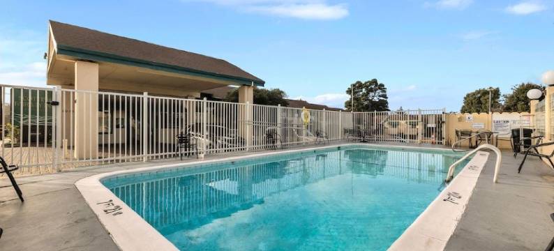 Scottish Fairway酒店(Scottish Fairway Inn)图片