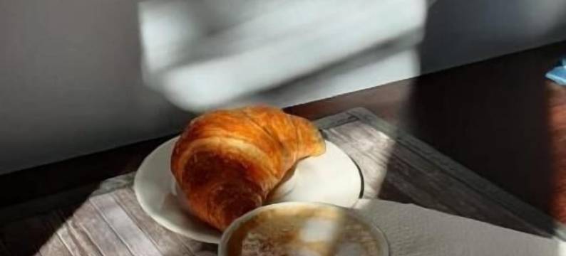 波尔蒂奇民宿 - 伽诺比奥妙(I Portici B&B - Cernobbio)图片