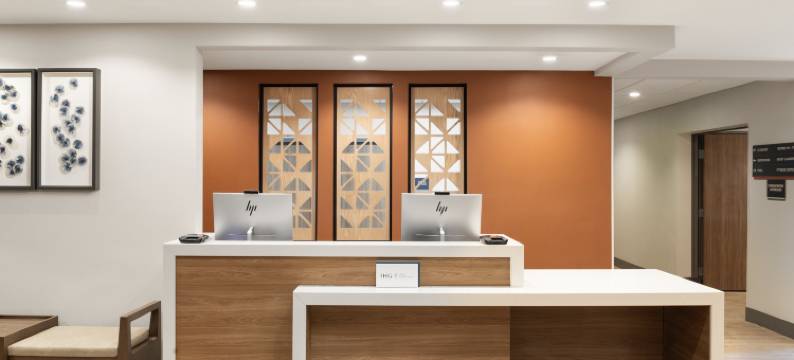 安克雷奇中城Candlewood Suites酒店由IHG运营(Candlewood Suites ANCHORAGE - MIDTOWN by IHG)图片