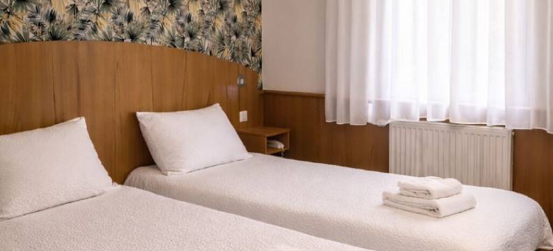 Logis Hôtel 餐厅 Les Fontaines(Logis Hôtel Restaurant les Fontaines)图片