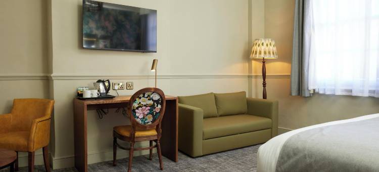 白鹿晚安旅店(The White Hart Inn by Greene King Inns)图片