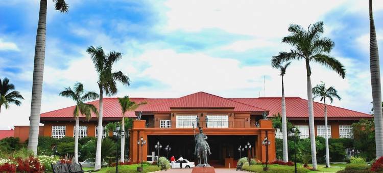 佬沃海景假日酒店(Fort Ilocandia Resort Hotel)图片