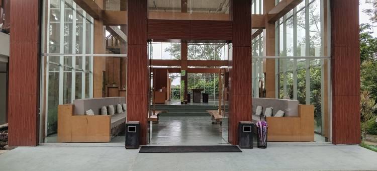 庞多坎吉布瑞尔酒店(Pondokan Tjiburial)图片