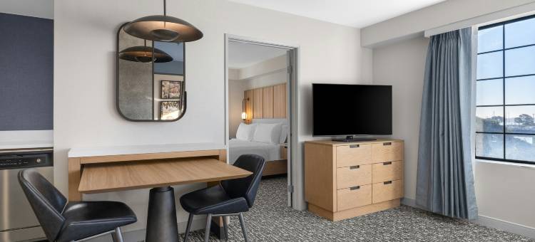 Homewood Suites by Hilton圣迭戈机场-自由站(Homewood Suites by Hilton San Diego Airport-Liberty Station)图片