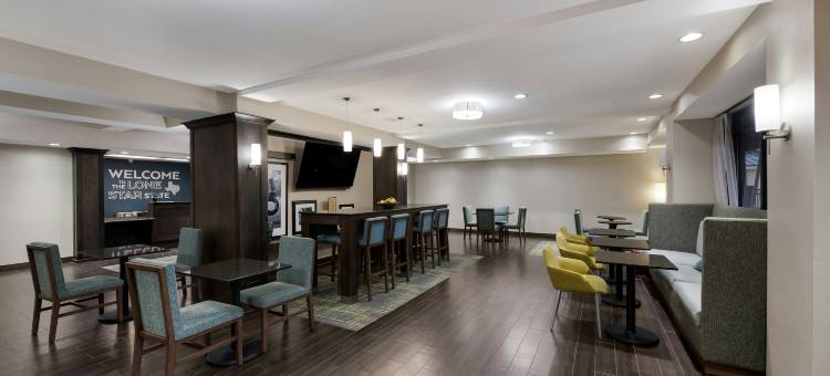 希尔顿欢朋酒店-马歇尔(Hampton Inn Marshall)图片