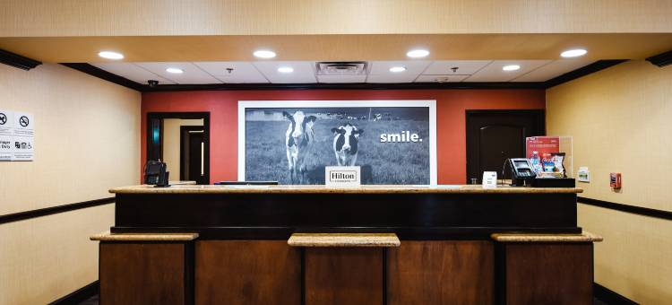 希尔顿欢朋套房酒店-派恩布鲁夫(Hampton Inn & Suites Pine Bluff)图片