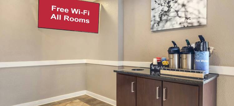 纽波特纽斯红屋顶套房酒店(Red Roof Inn & Suites Newport News)图片