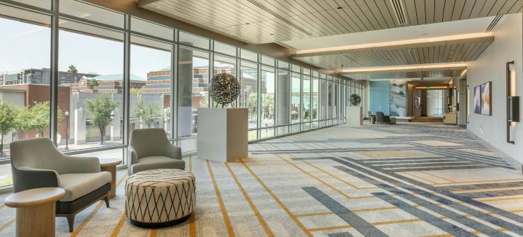 亚利桑那州立大学奥姆尼坦佩酒店(Omni Tempe Hotel at ASU)图片