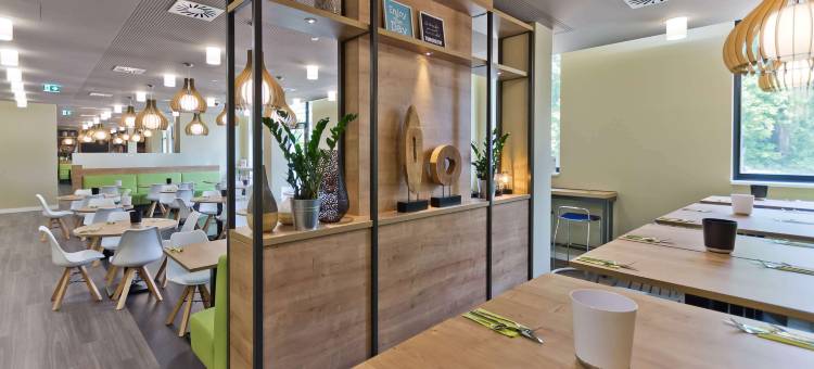 奥伯豪森温德姆速8酒店(Super 8 by Wyndham Oberhausen)图片