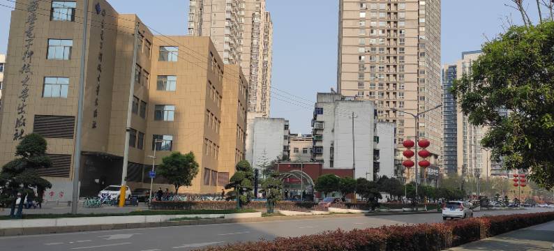 汉庭酒店(西安太白南路地铁站店)图片