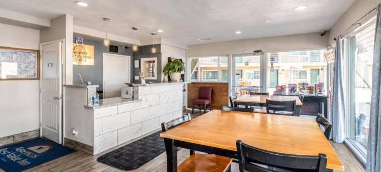 费拉格尔斯塔夫美洲最佳价值套房酒店(Americas Best Value Inn and Suites Flagstaff)图片
