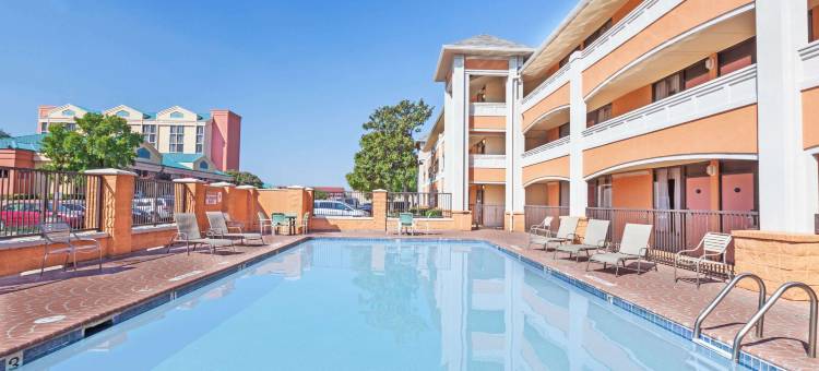 欧文格雷普韦恩达拉斯沃思堡机场北温德姆戴斯酒店(Days Inn by Wyndham Irving Grapevine DFW Airport North)图片
