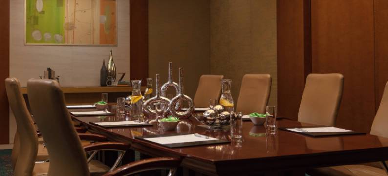 武汉光明万丽酒店图片