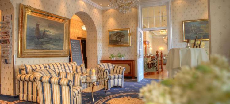 滨海大道与极光别墅酒店(Seetelhotel Villa Esplanade Mit Aurora)图片