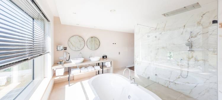 范德瓦尔克机场酒店(Van der Valk Hotel Düsseldorf)图片