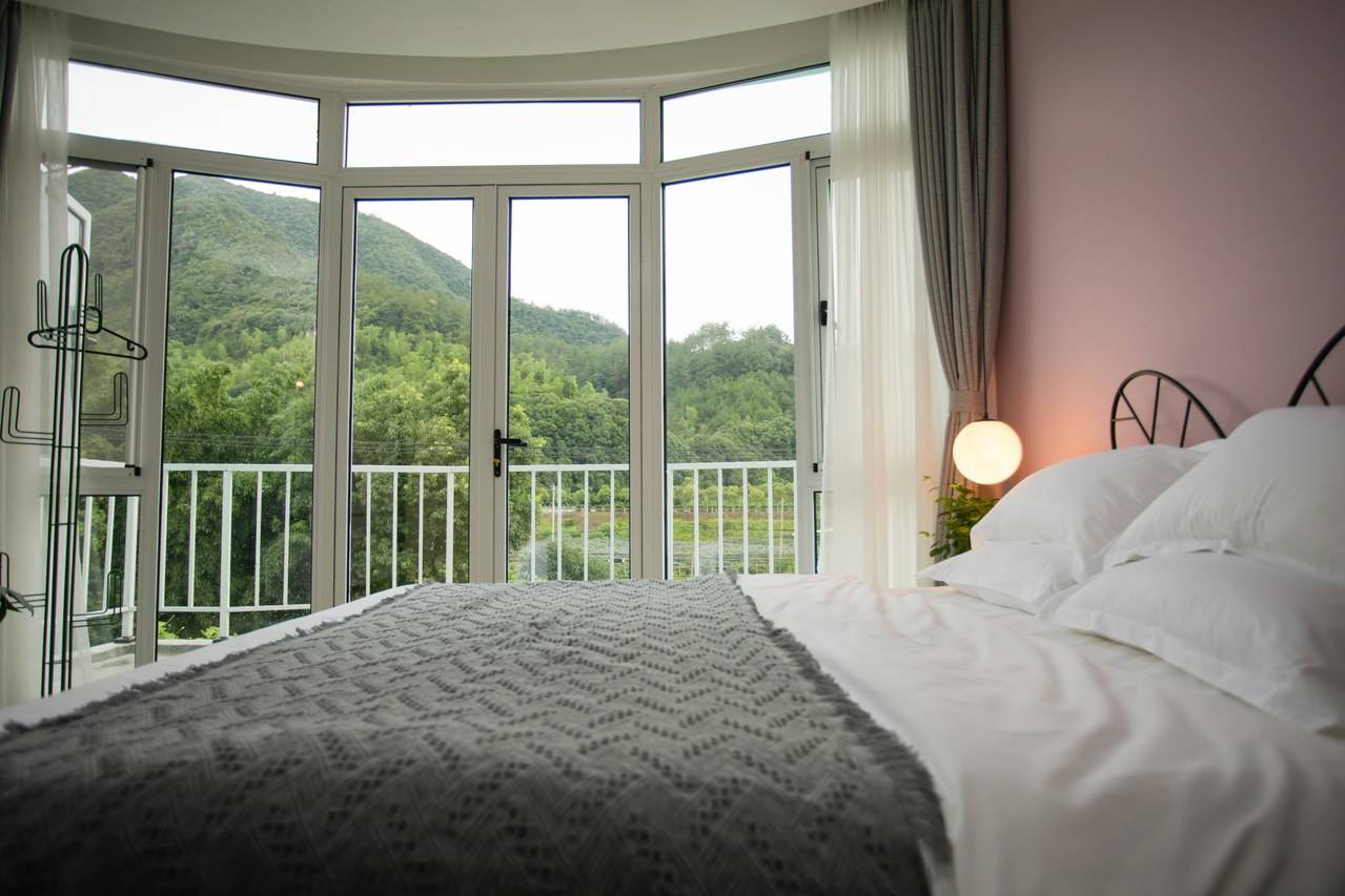 白夜Byyearvilla民宿(将军慢行生态绿道分店)