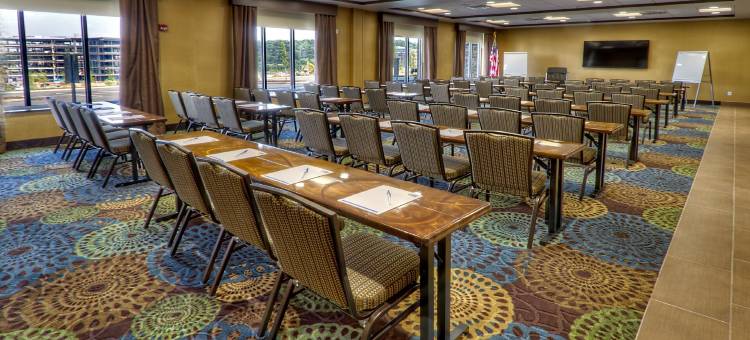 智选假日套房酒店匹斯堡(Holiday Inn Express & Suites Pittsburgh SW - Southpointe)图片